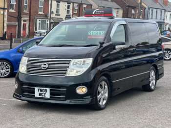 Used Nissan Elgrand  for sale - 74669386: Photo