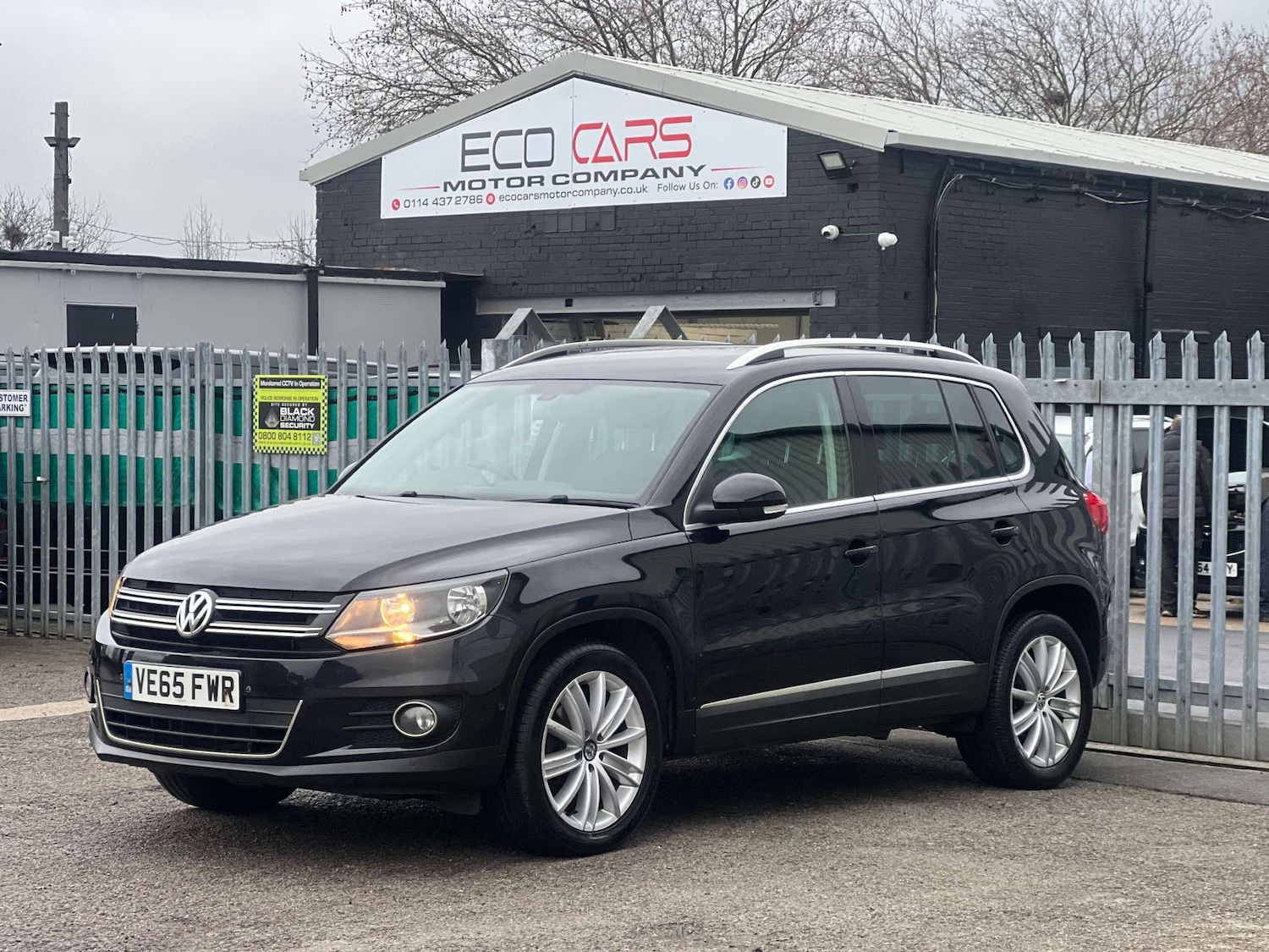 Used Volkswagen Tiguan 2015 for sale - 77003520: Photo 4