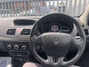 Used Renault Megane 2011 for sale - 75080551: Photo