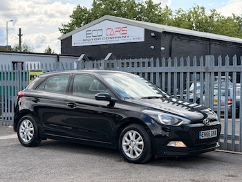Used Hyundai i20 2016 for sale - 79596355: Photo