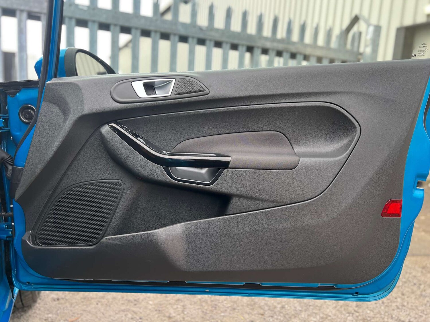 Used Ford Fiesta 2015 for sale - 77845658: Photo 33