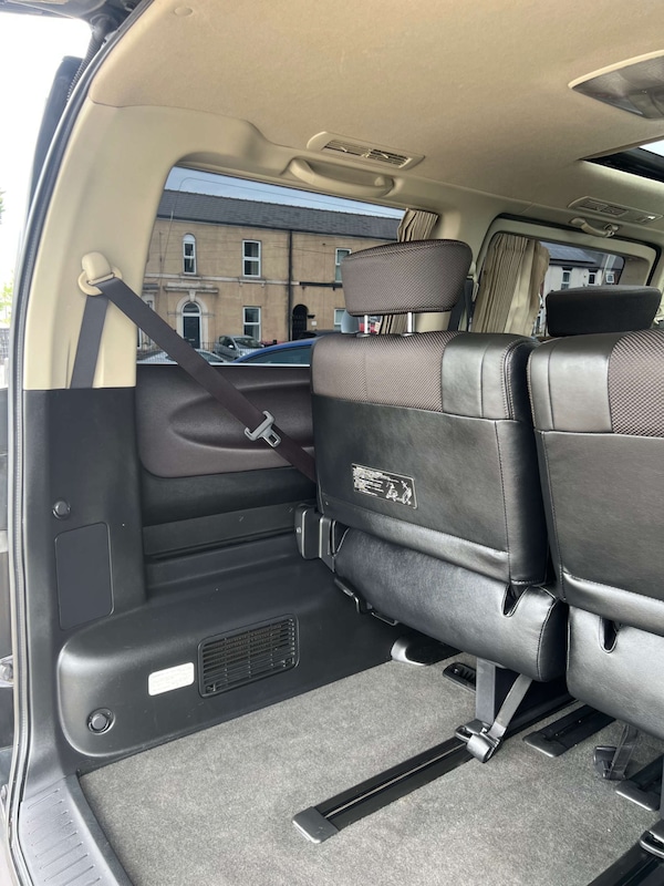 Used Nissan Elgrand 2024 for sale - 76278113: Photo 15