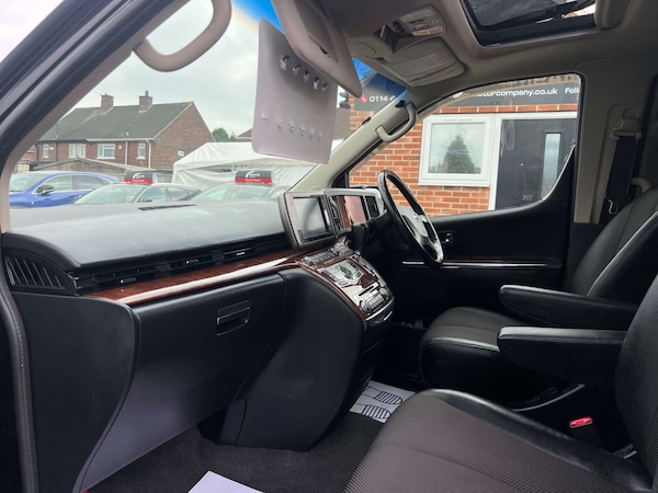Used Nissan Elgrand 2024 for sale - 76278113: Photo 23