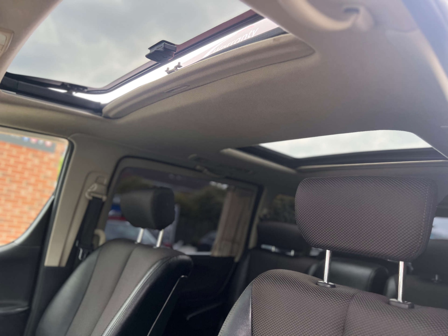 Used Nissan Elgrand 2024 for sale - 76278113: Photo 24