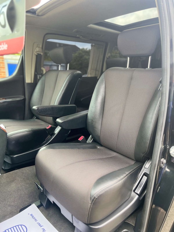 Used Nissan Elgrand 2024 for sale - 76278113: Photo 26