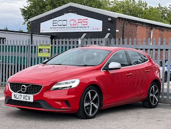 Used Volvo V40 2017 for sale - 75446717: Photo
