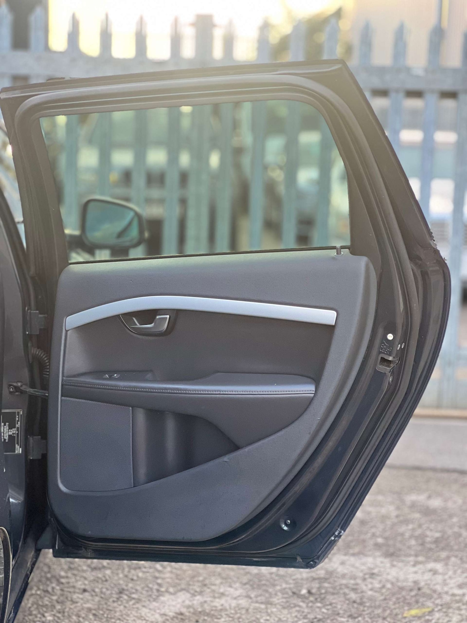 Used Volvo V70 2012 for sale - 77003519: Photo 52