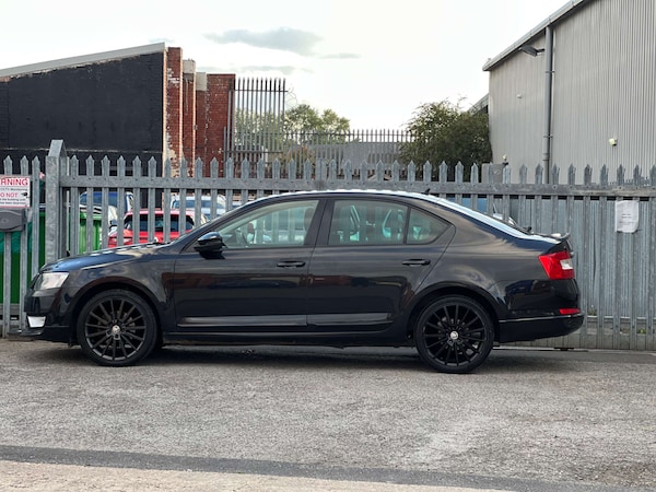 Used Skoda Octavia 2014 for sale - 76278167: Photo 7