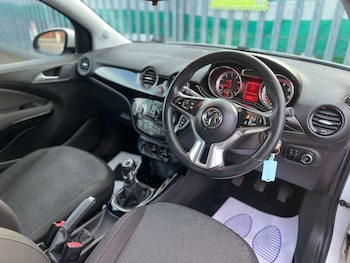 Used Vauxhall ADAM 2015 for sale - 76934879: Photo