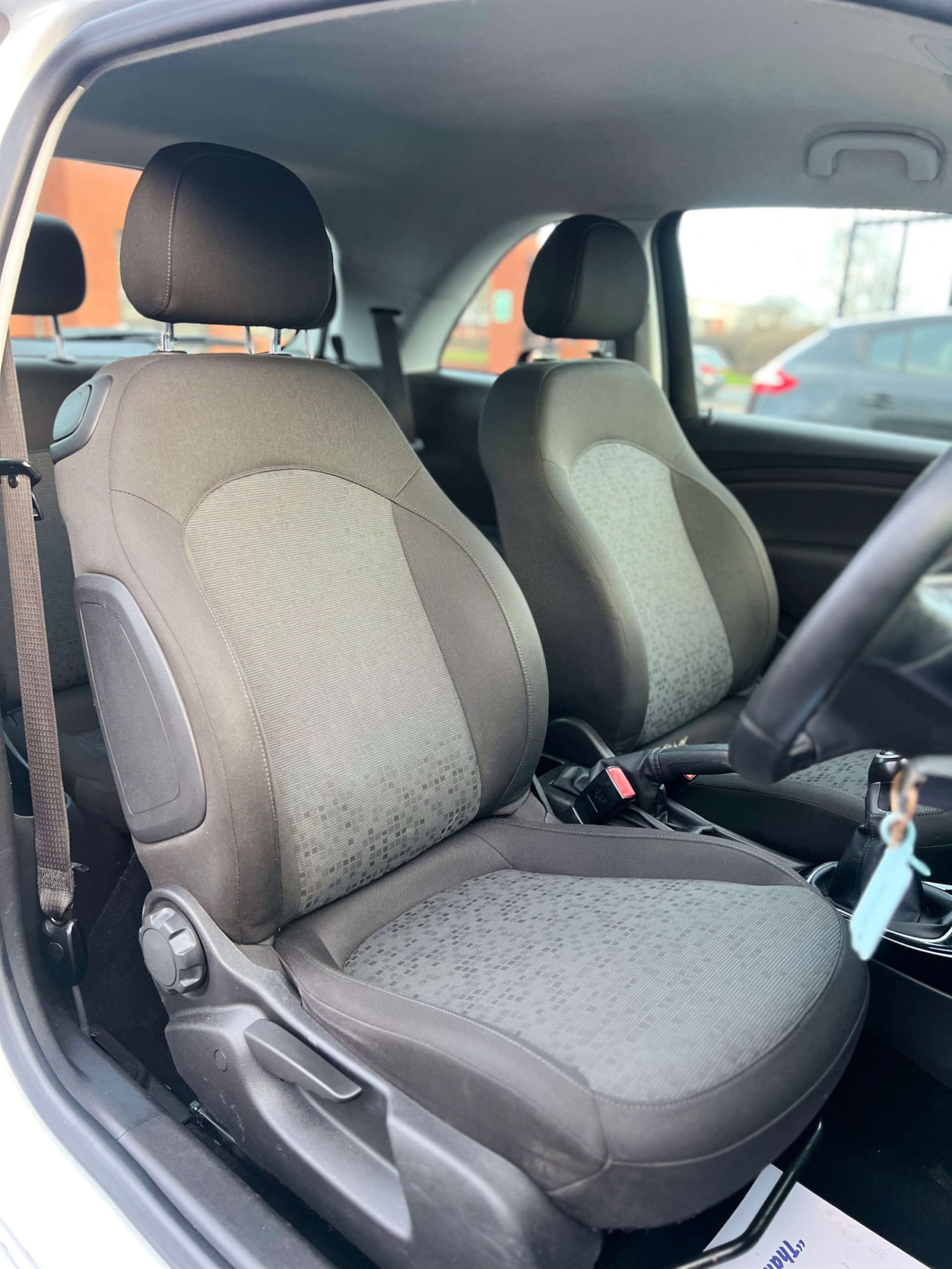 Used Vauxhall ADAM 2015 for sale - 76934879: Photo 3