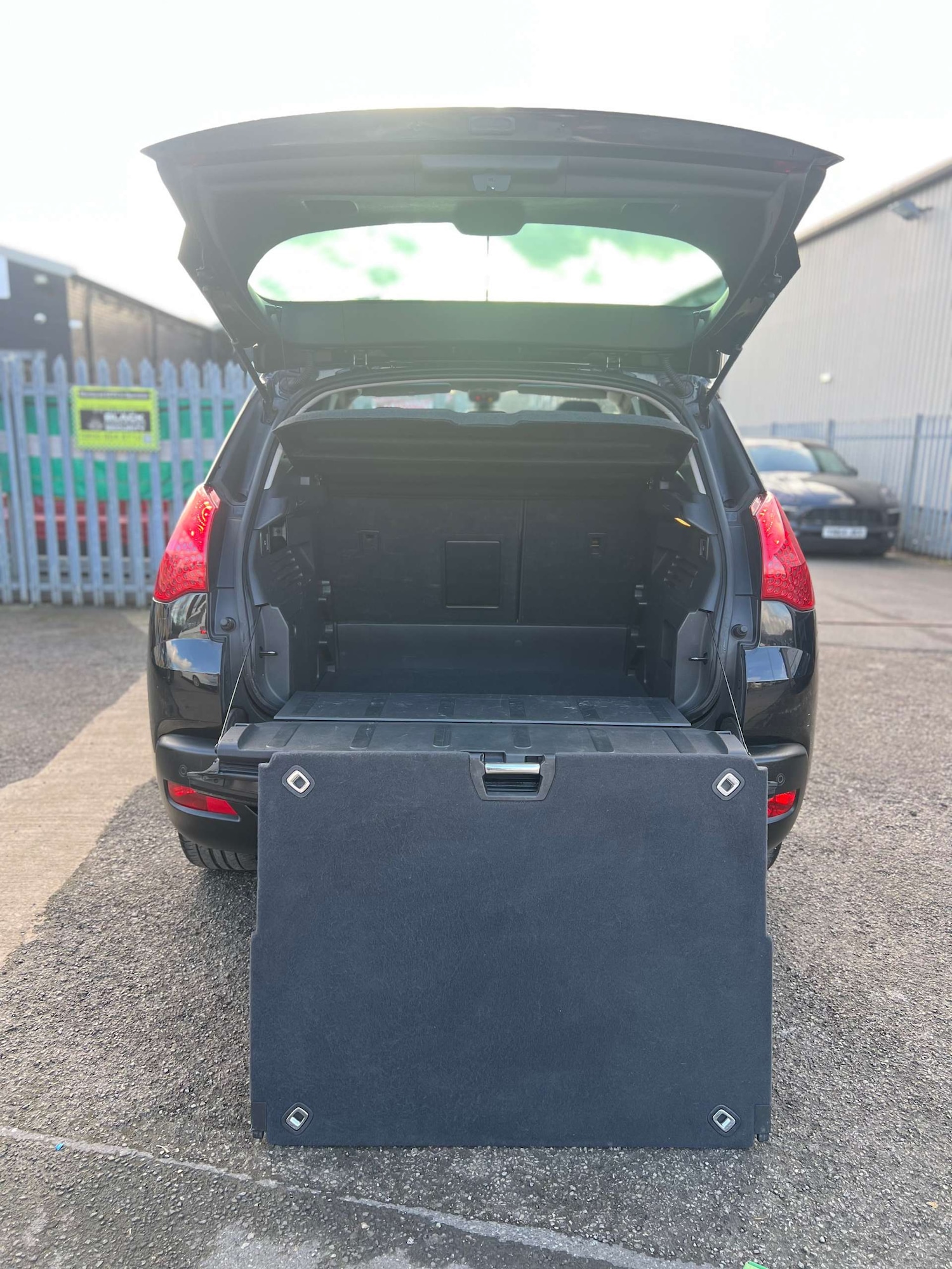 Used Peugeot 3008 2013 for sale - 77262797: Photo 37