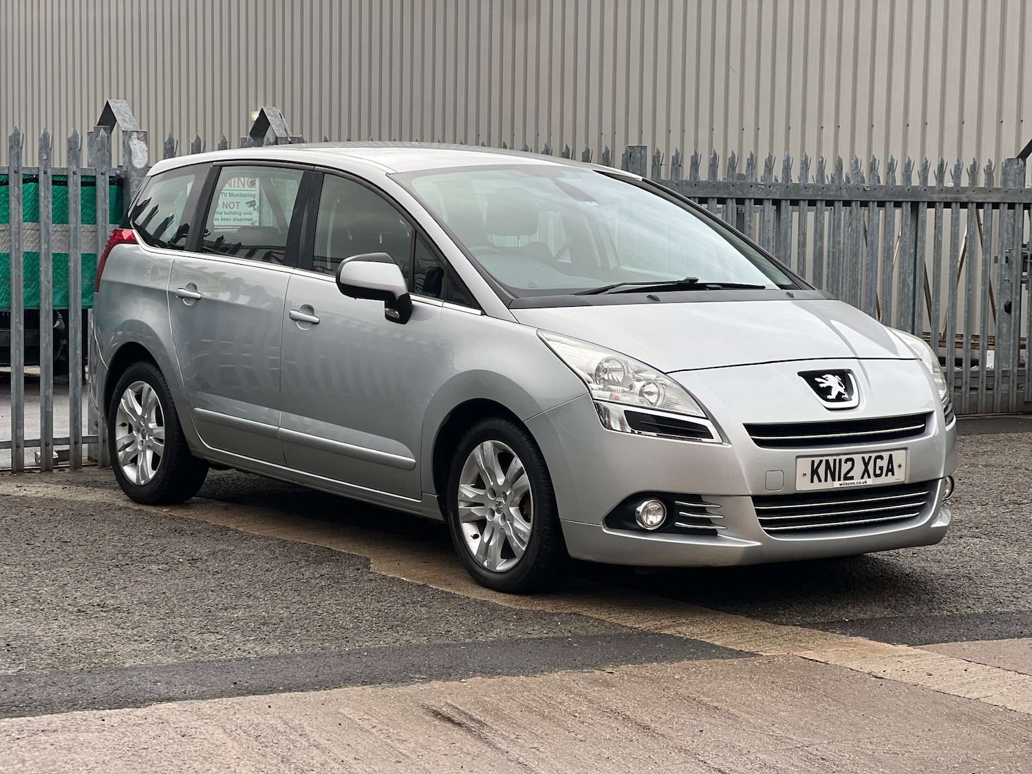 Used Peugeot 5008 2012 for sale - 76829762: Photo 1