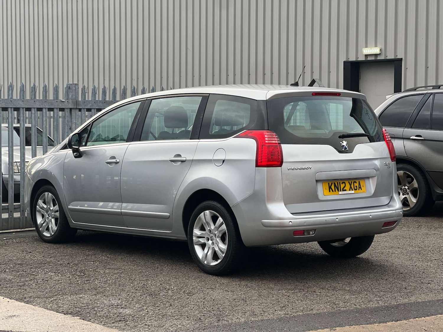 Used Peugeot 5008 2012 for sale - 76829762: Photo 26