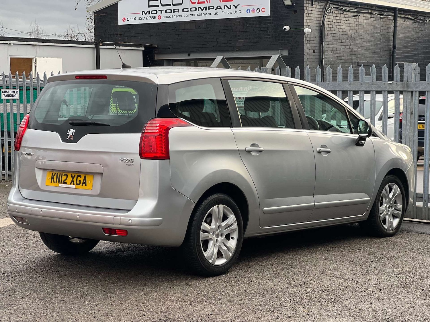 Used Peugeot 5008 2012 for sale - 76829762: Photo 31