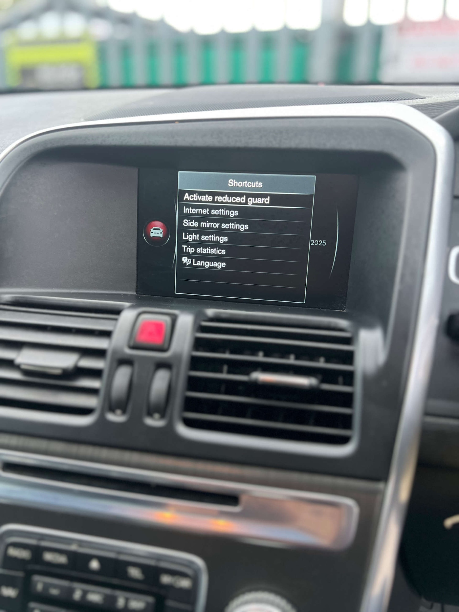 Used Volvo XC60 2015 for sale - 76767905: Photo 34