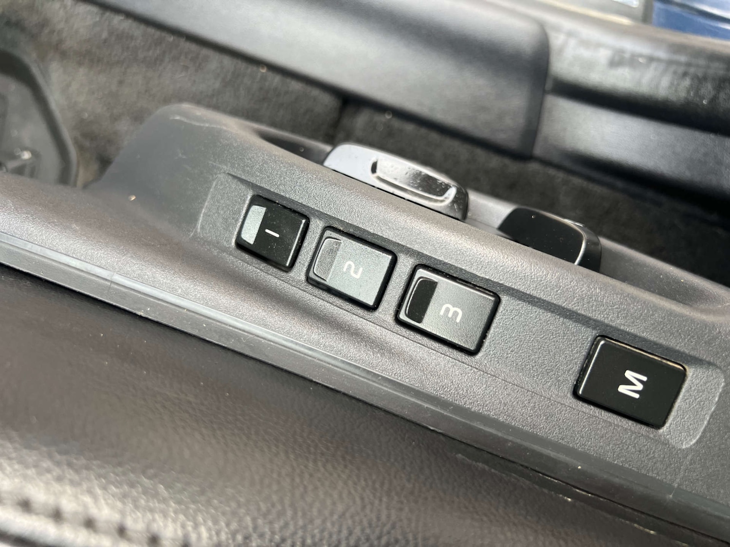 Used Volvo XC60 2015 for sale - 76767905: Photo 47