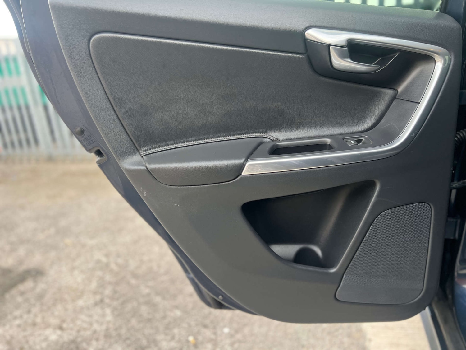 Used Volvo XC60 2015 for sale - 76767905: Photo 52