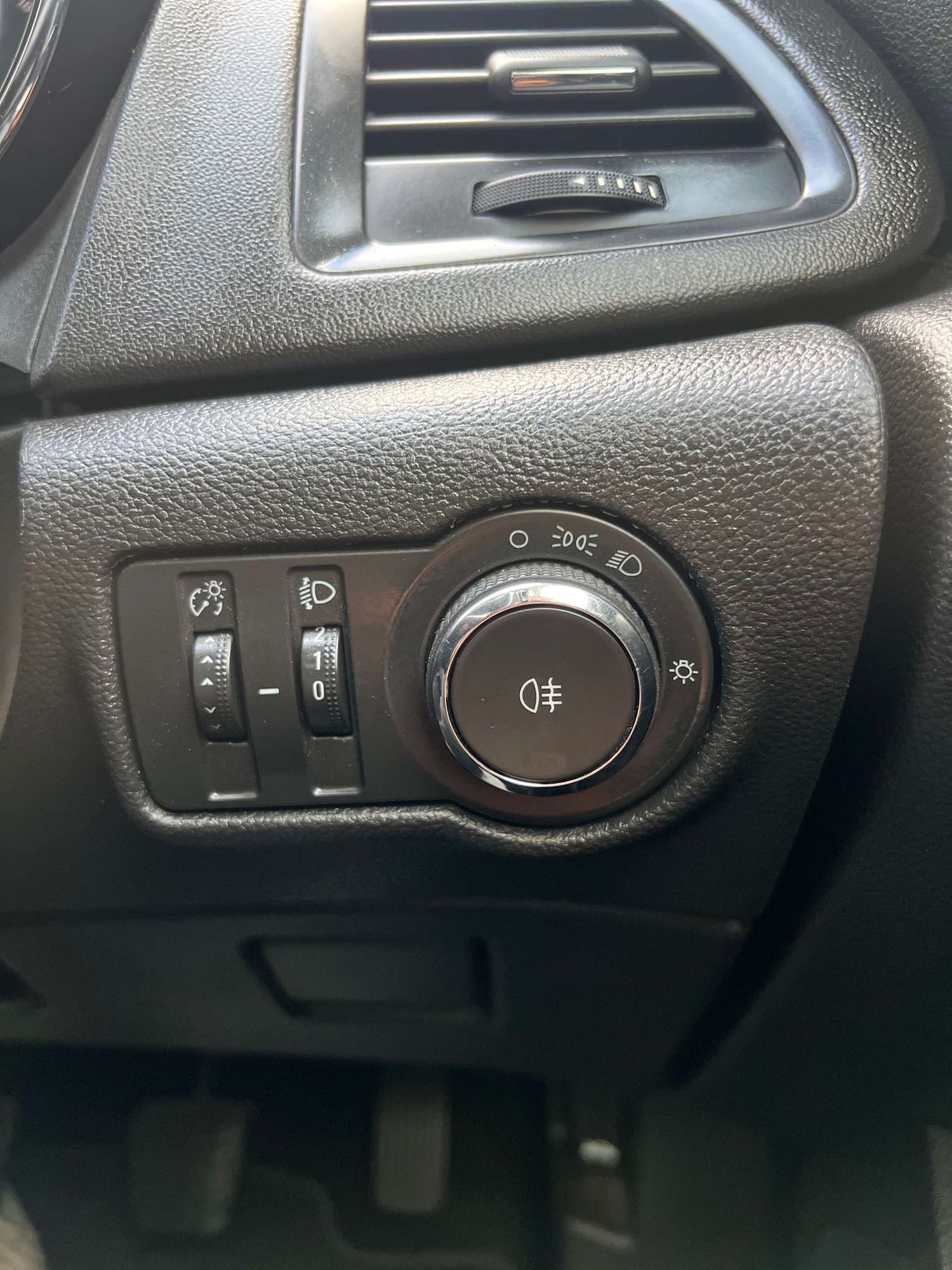 Used Vauxhall Astra 2016 for sale - 76352636: Photo 38