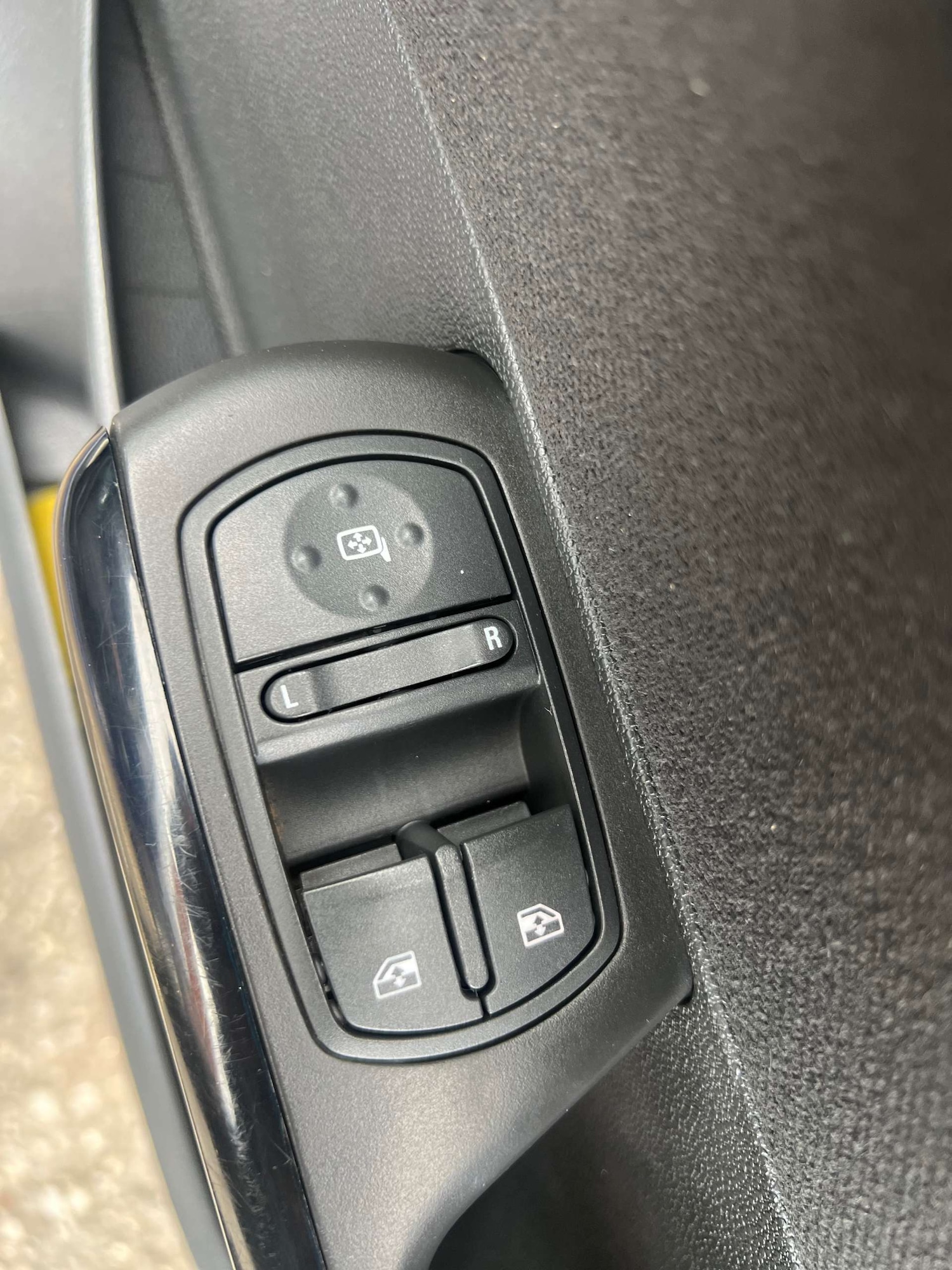 Used Vauxhall Corsa 2012 for sale - 76495833: Photo 29