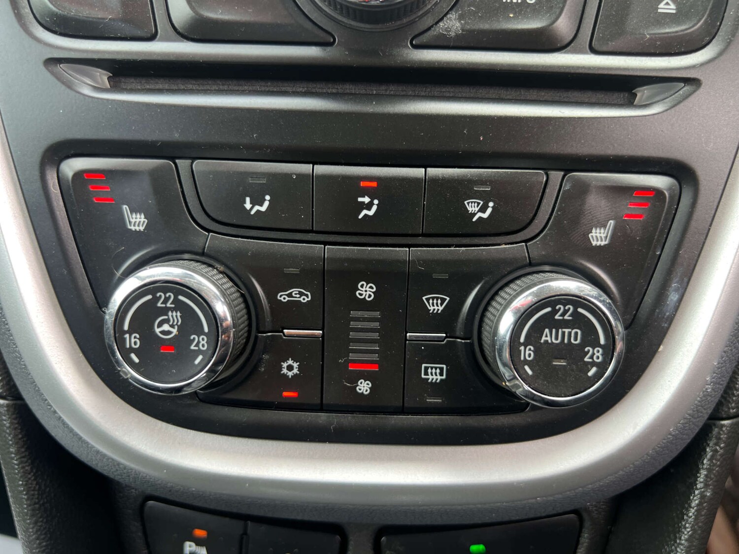 Used Vauxhall Mokka 2014 for sale - 76601035: Photo 33