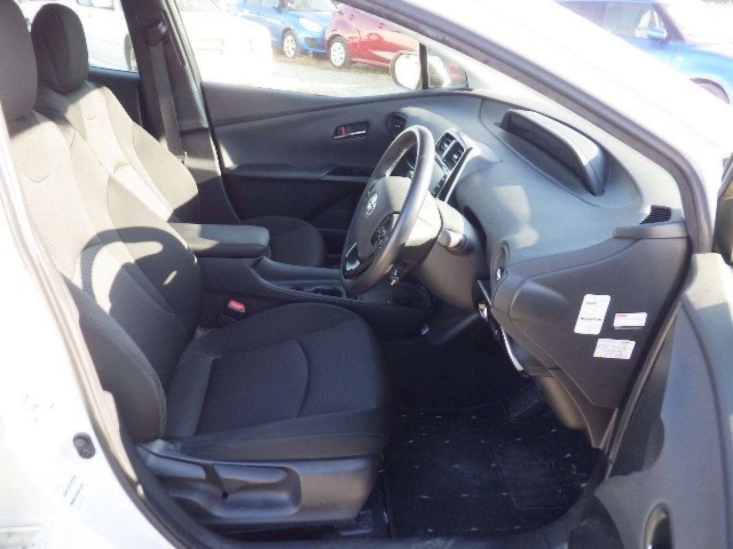 Used Toyota Prius 2022 for sale - 77218290: Photo 2