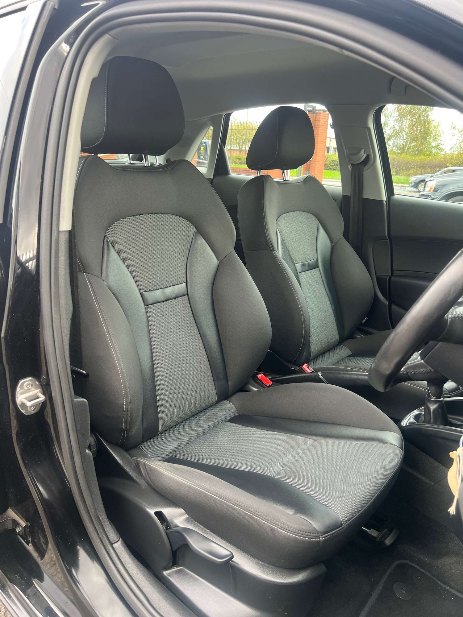 Used Audi A1 2014 for sale - 76333077: Photo 2