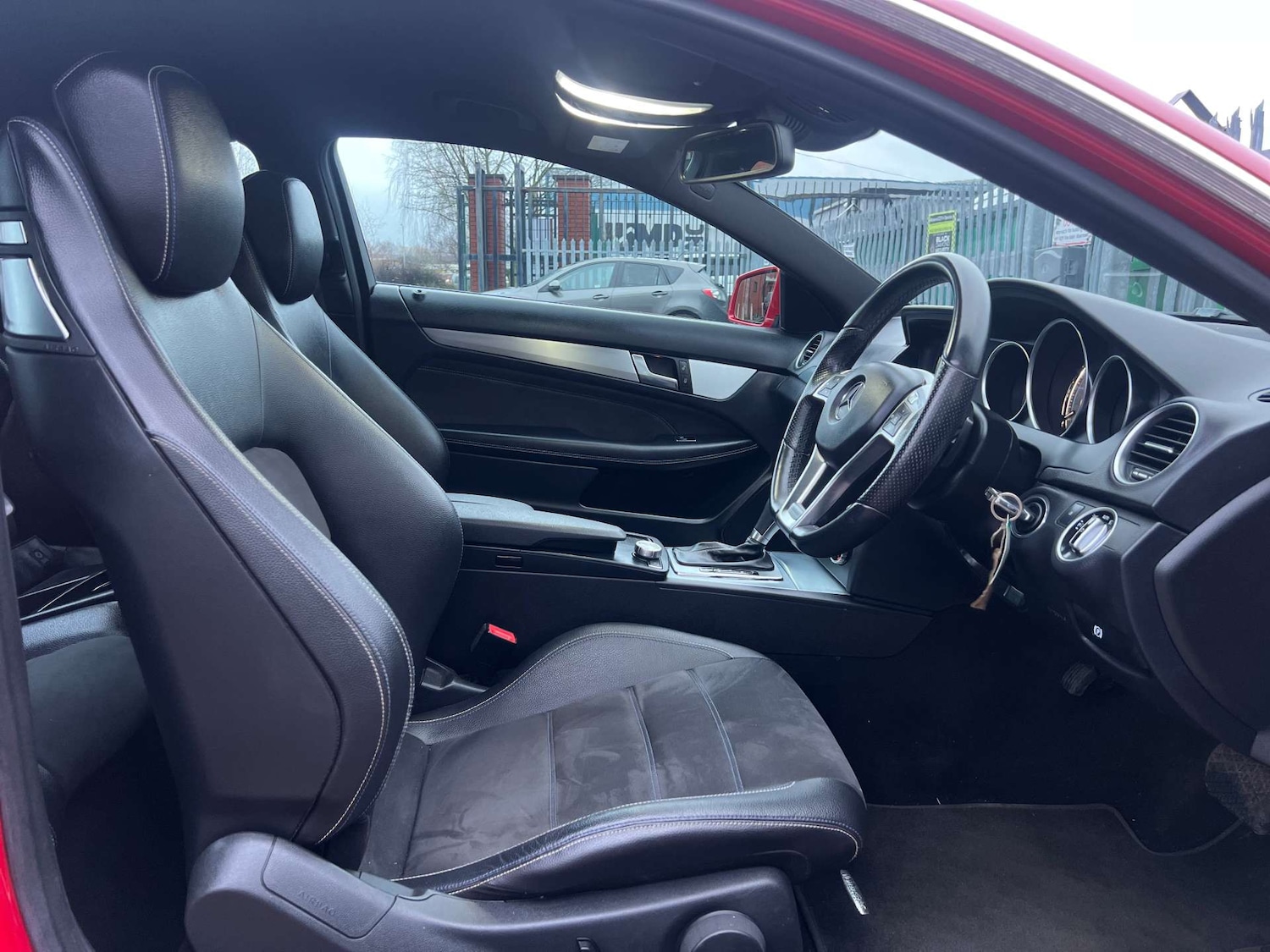 Used Mercedes-Benz C Class 2014 for sale - 77502038: Photo 12