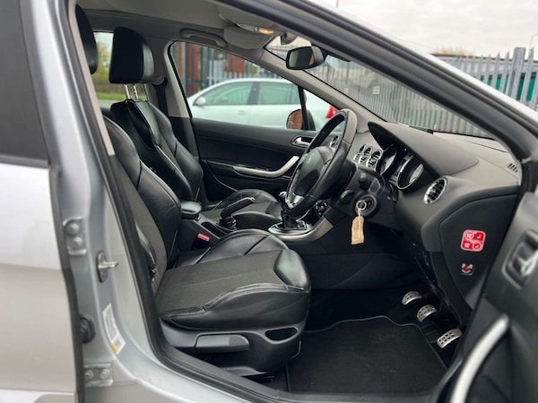 Used Peugeot 308 2013 for sale - 76331513: Photo 12