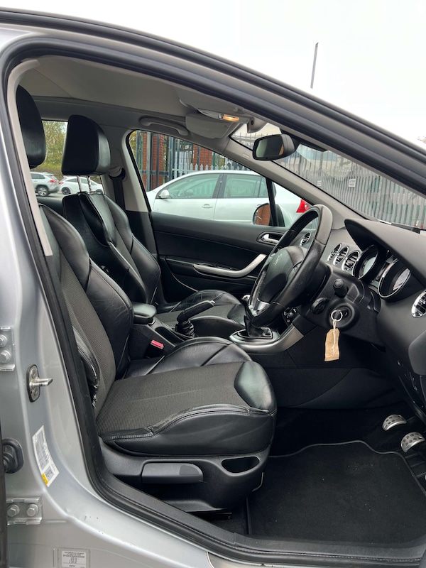 Used Peugeot 308 2013 for sale - 76331513: Photo 14