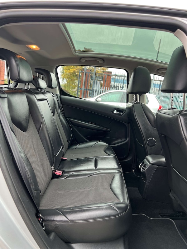 Used Peugeot 308 2013 for sale - 76331513: Photo 21