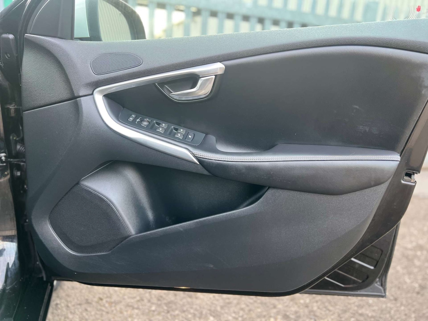 Used Volvo V40 2016 for sale - 77003518: Photo 18