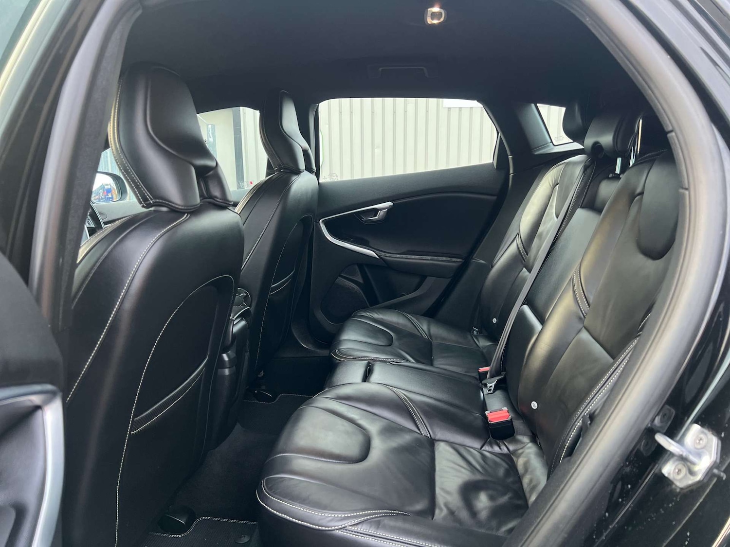 Used Volvo V40 2016 for sale - 77003518: Photo 29