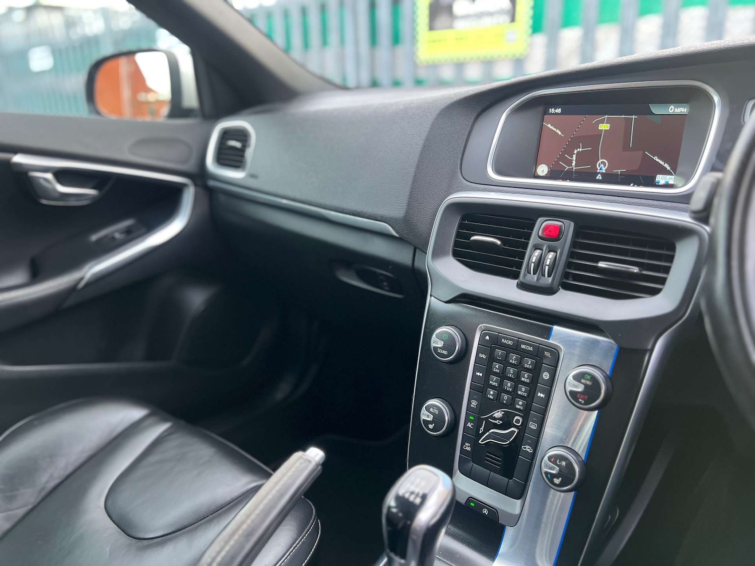 Used Volvo V40 2016 for sale - 77003518: Photo 35