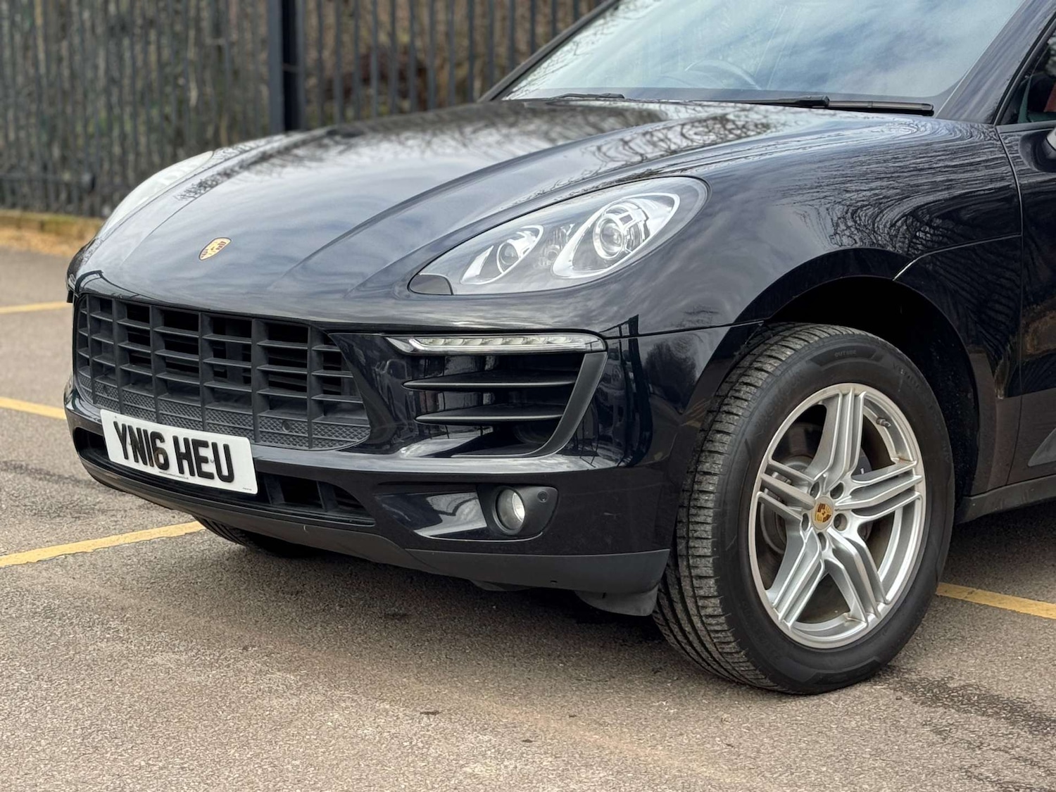 Used Porsche Macan 2024 for sale - 77792533: Photo 30