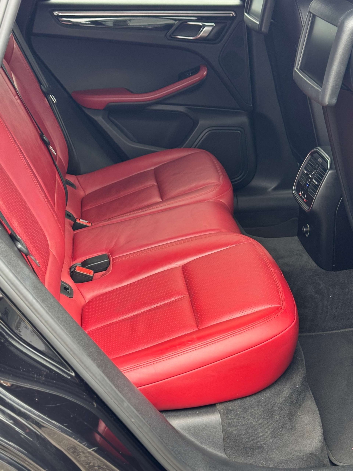 Used Porsche Macan 2024 for sale - 77792533: Photo 73