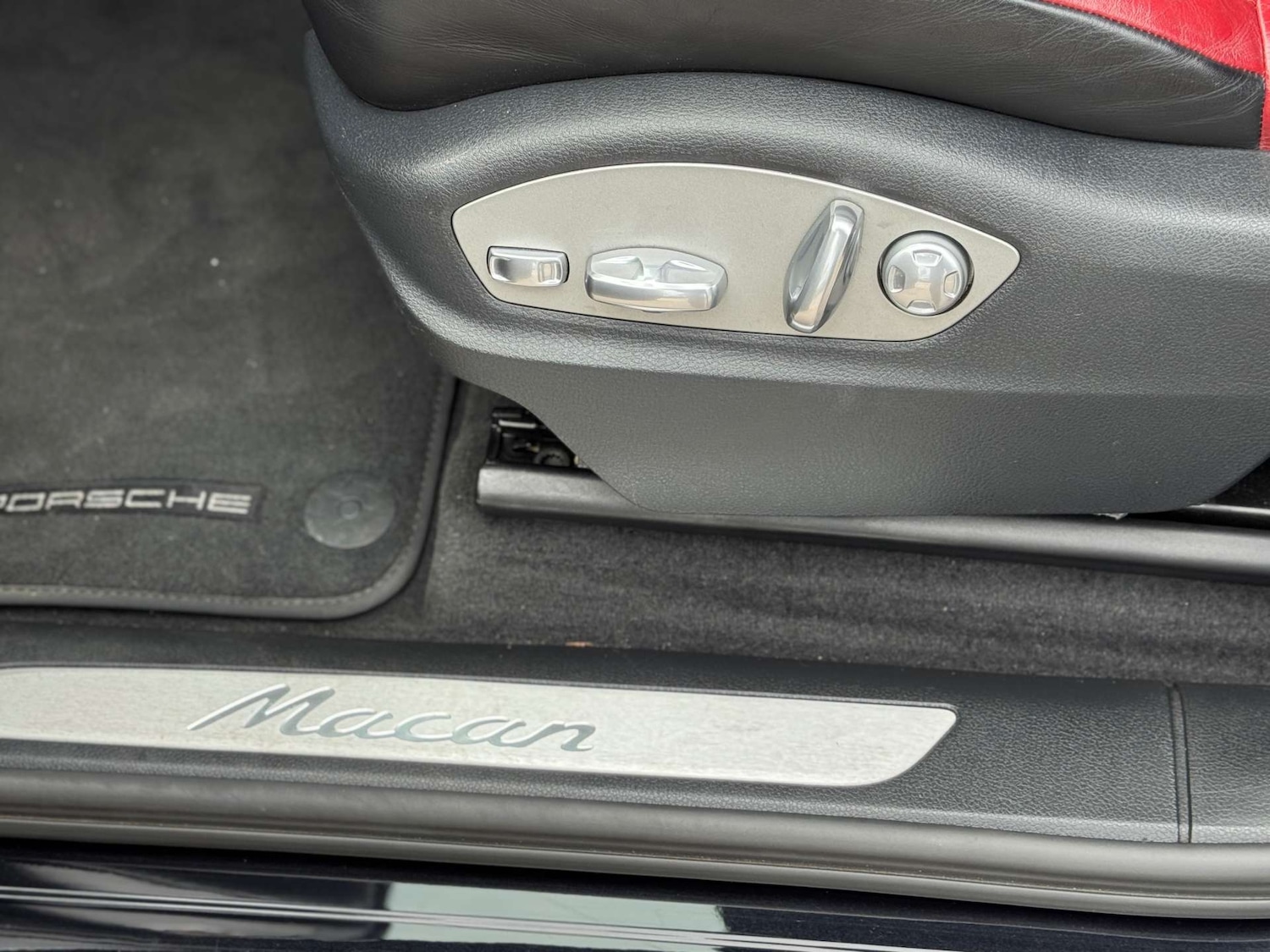 Used Porsche Macan 2024 for sale - 77792533: Photo 77