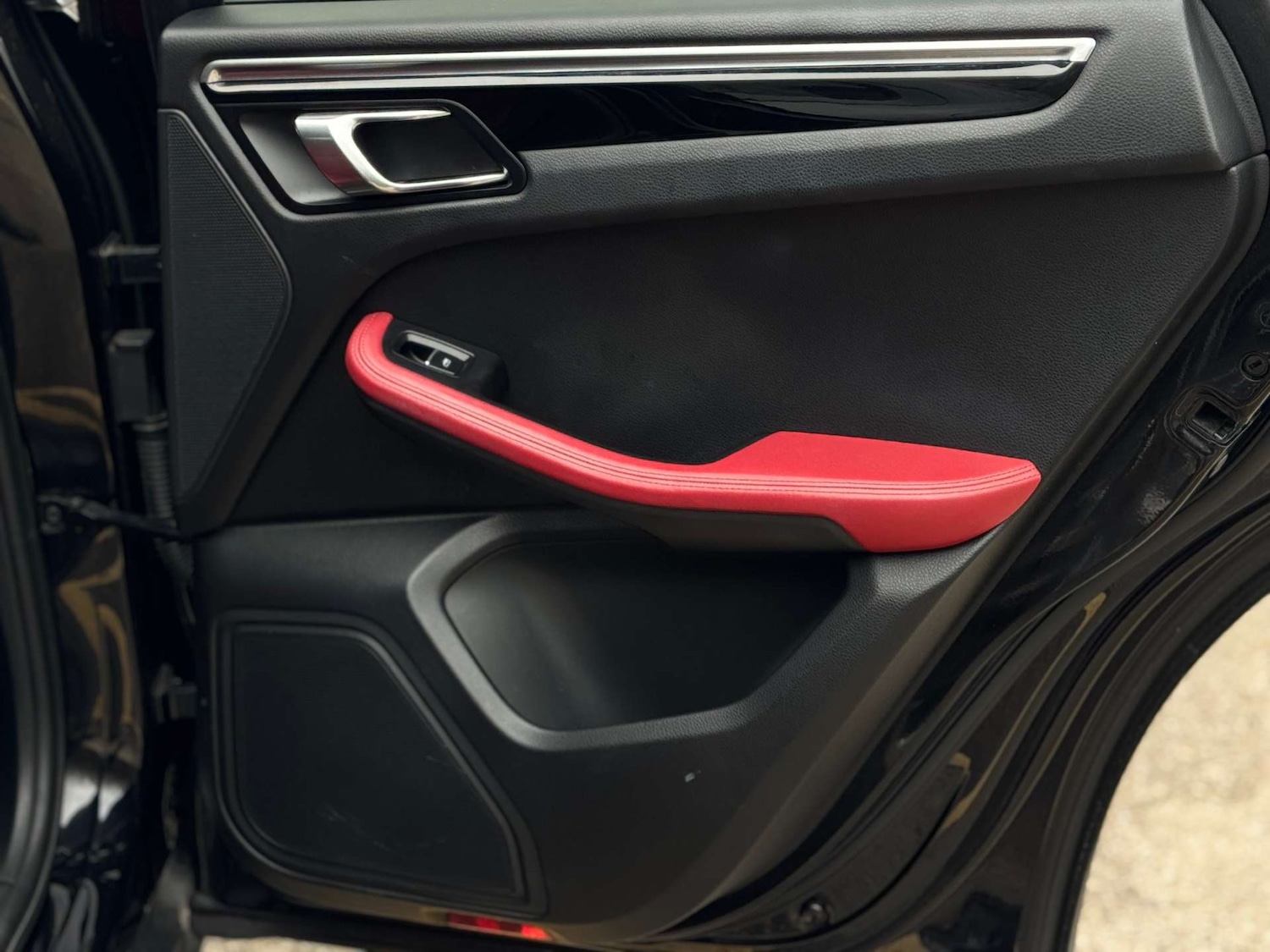 Used Porsche Macan 2024 for sale - 77792533: Photo 80