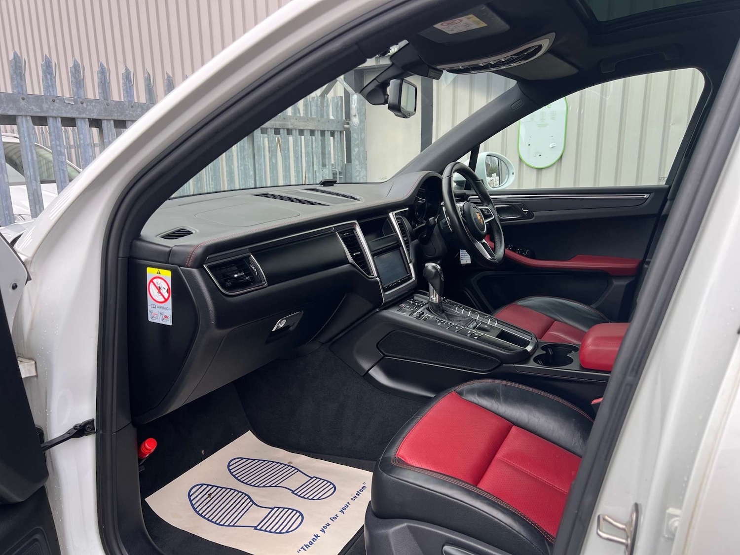 Used Porsche Macan 2015 for sale - 77470104: Photo 19