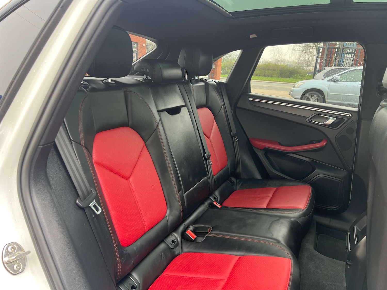 Used Porsche Macan 2015 for sale - 77470104: Photo 21