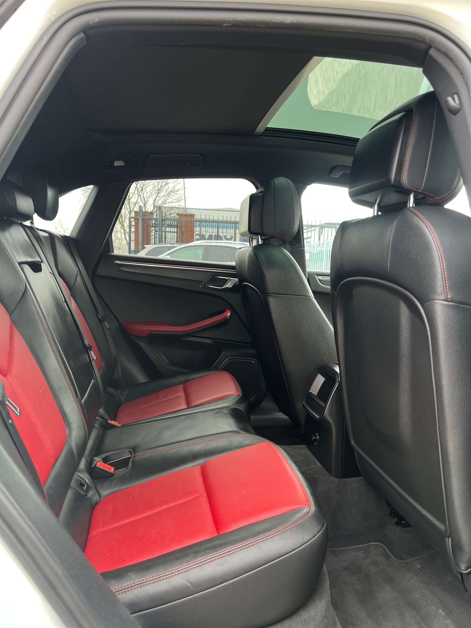 Used Porsche Macan 2015 for sale - 77470104: Photo 23