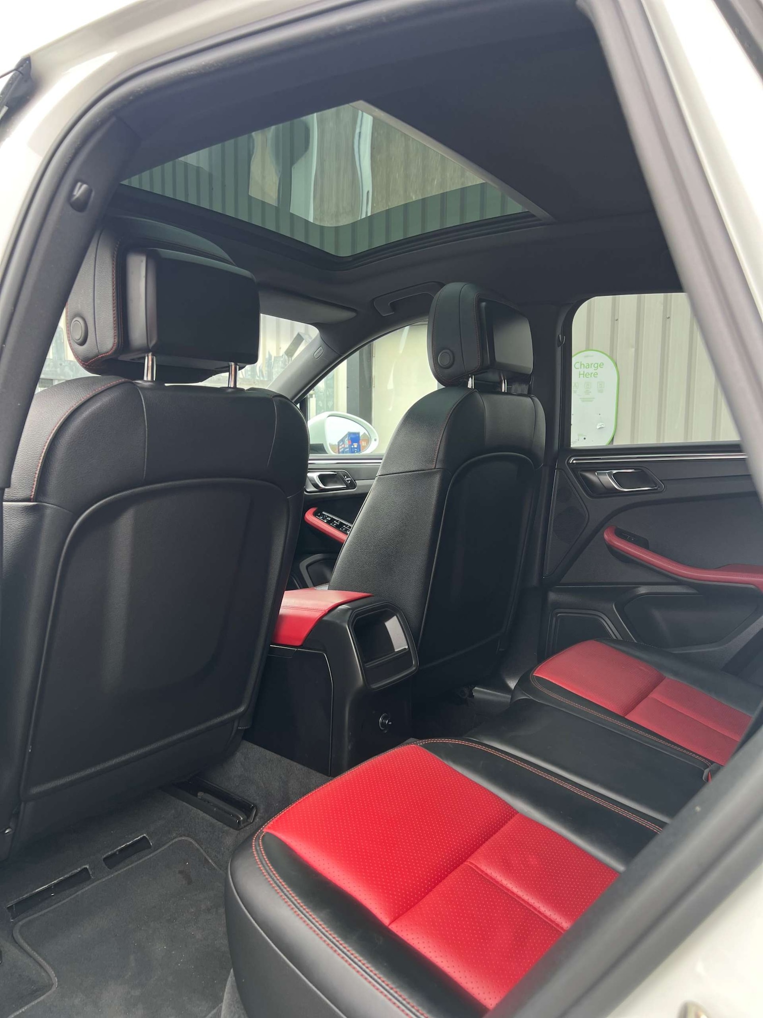 Used Porsche Macan 2015 for sale - 77470104: Photo 29