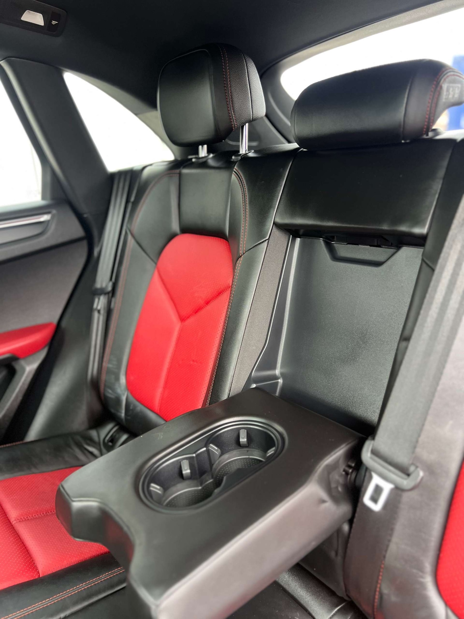 Used Porsche Macan 2015 for sale - 77470104: Photo 32