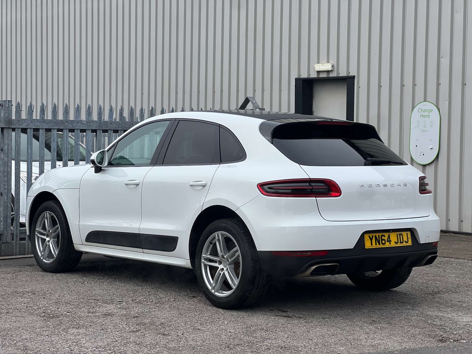 Used Porsche Macan 2015 for sale - 77470104: Photo 8