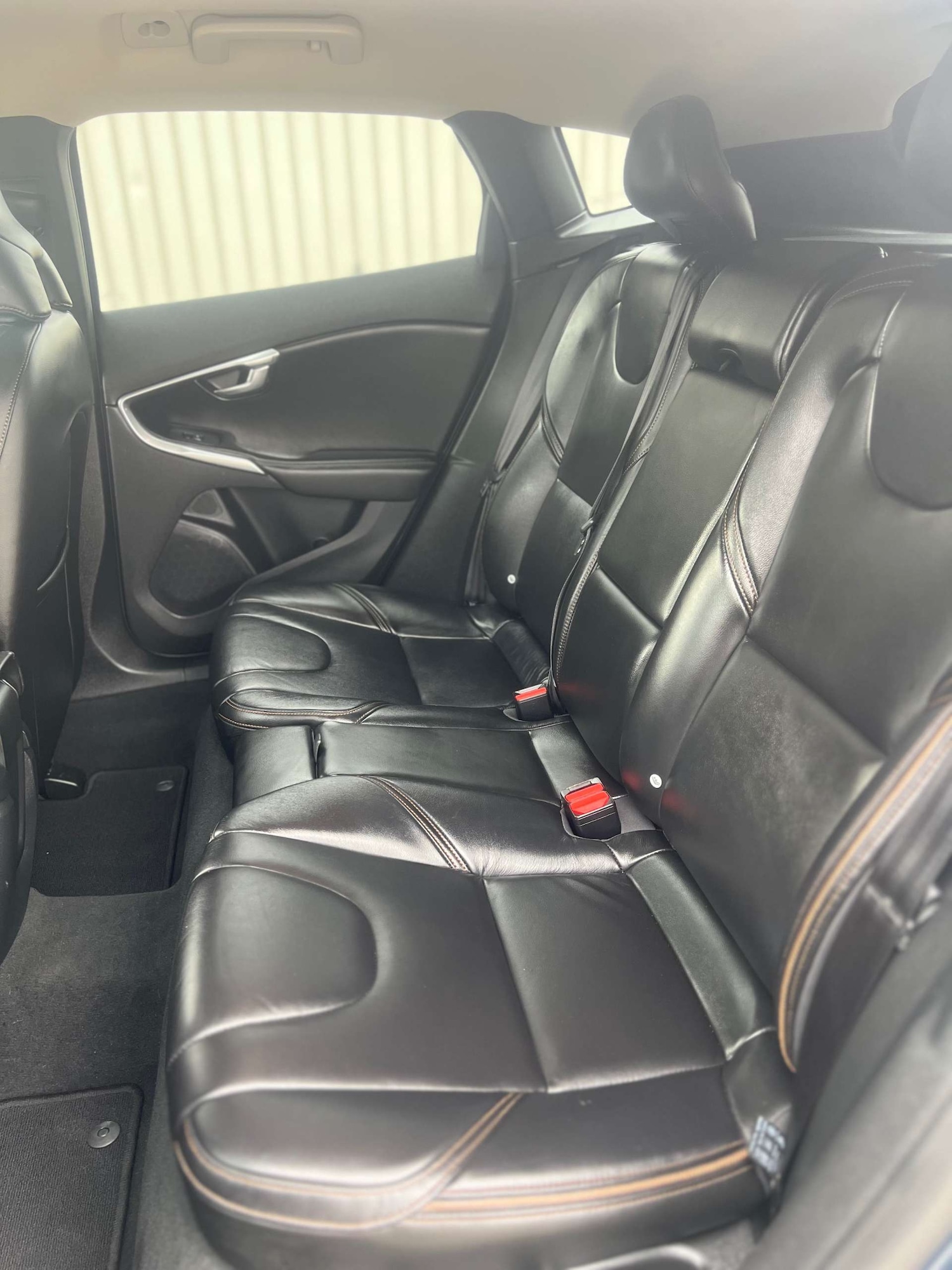 Used Volvo V40 2017 for sale - 76278139: Photo 23