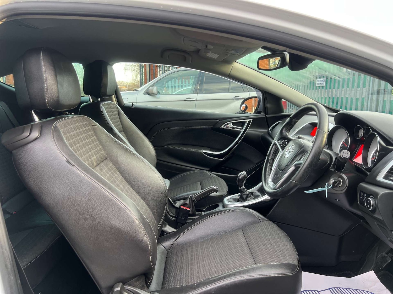 Used Vauxhall Astra 2013 for sale - 76924749: Photo 17