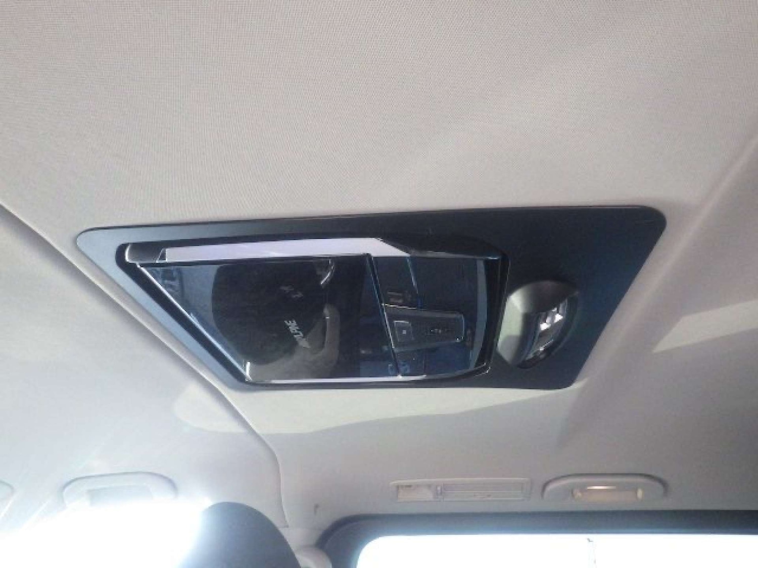 Used Mercedes-Benz V-Class 2015 for sale - 77193214: Photo 8