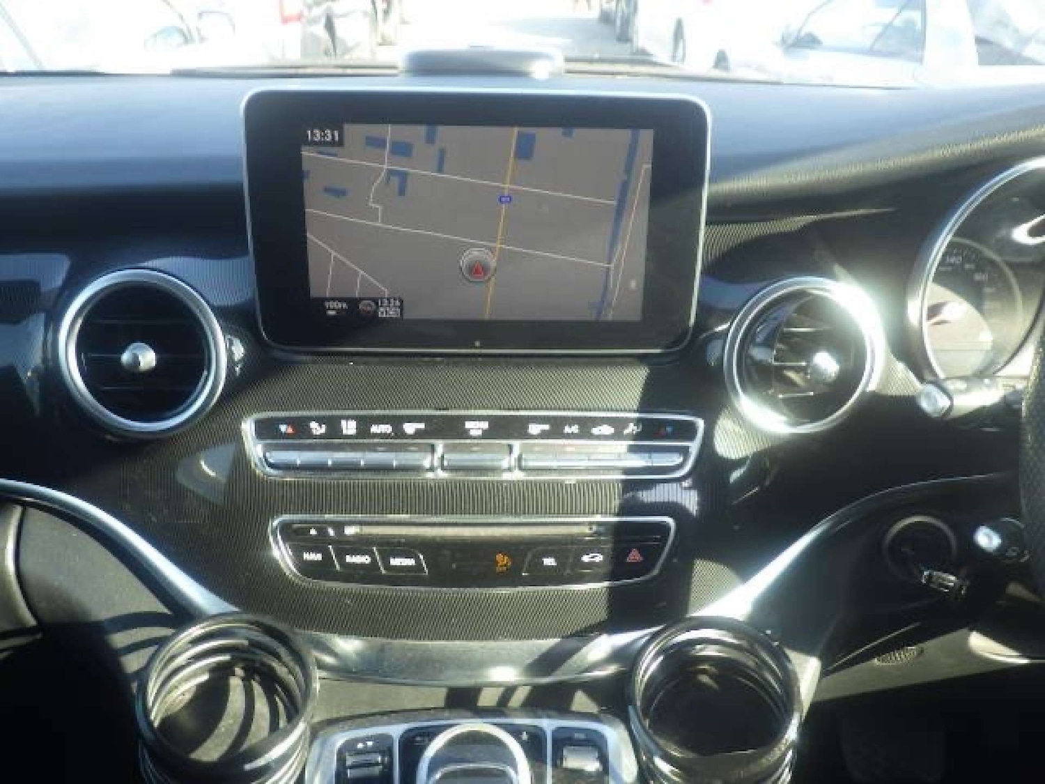 Used Mercedes-Benz V-Class 2015 for sale - 77193214: Photo 9