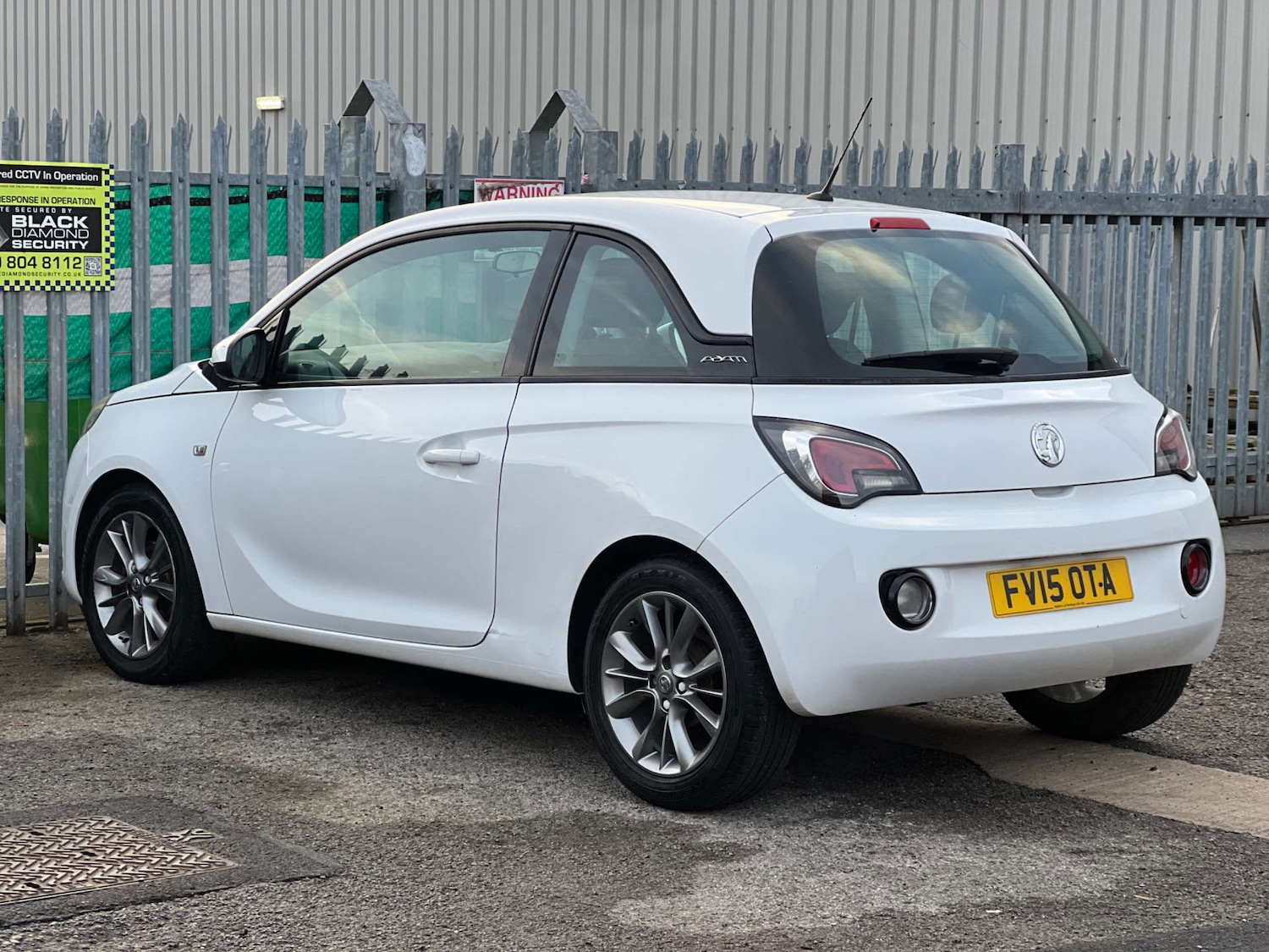 Used Vauxhall ADAM 2015 for sale - 77003505: Photo 10