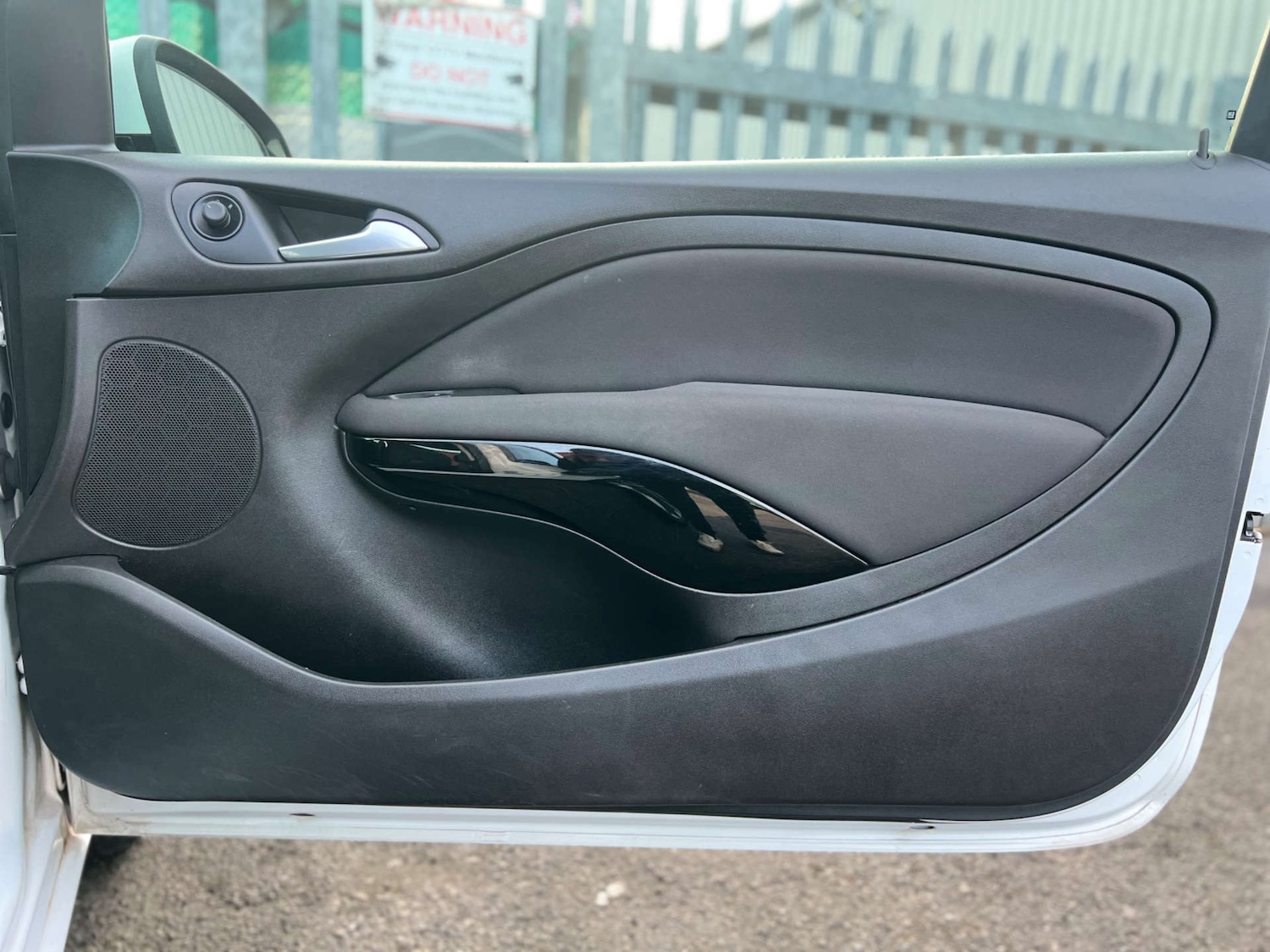 Used Vauxhall ADAM 2015 for sale - 77003505: Photo 13