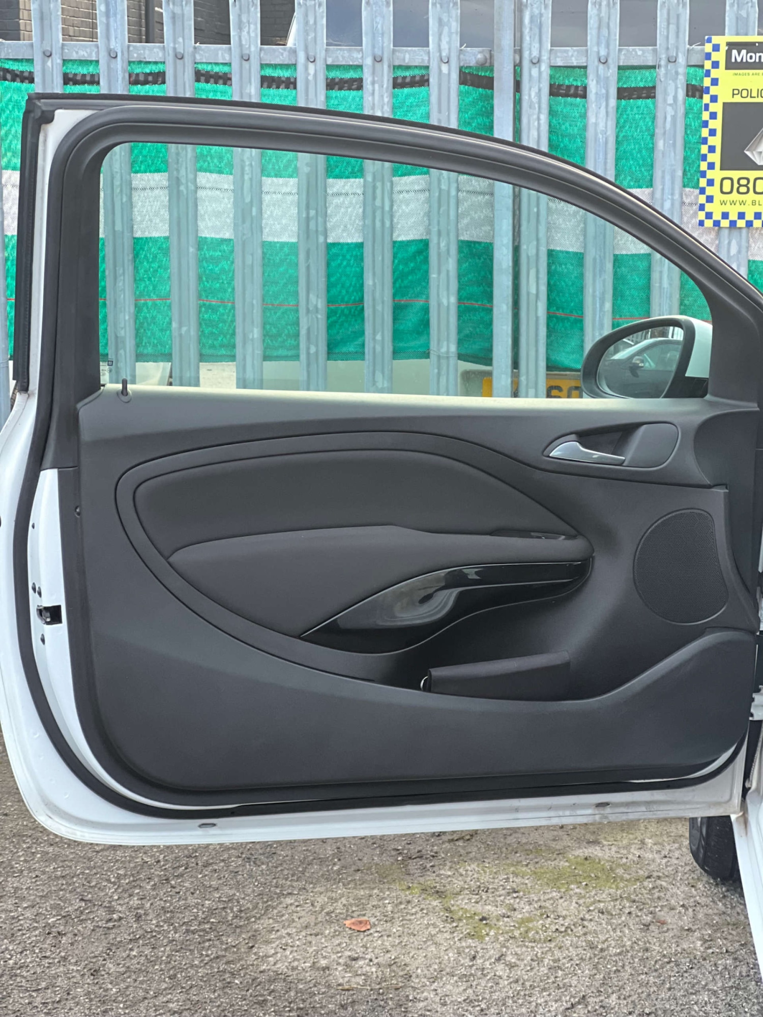 Used Vauxhall ADAM 2015 for sale - 77003505: Photo 26